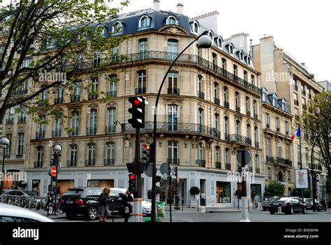 montaigne street paris.